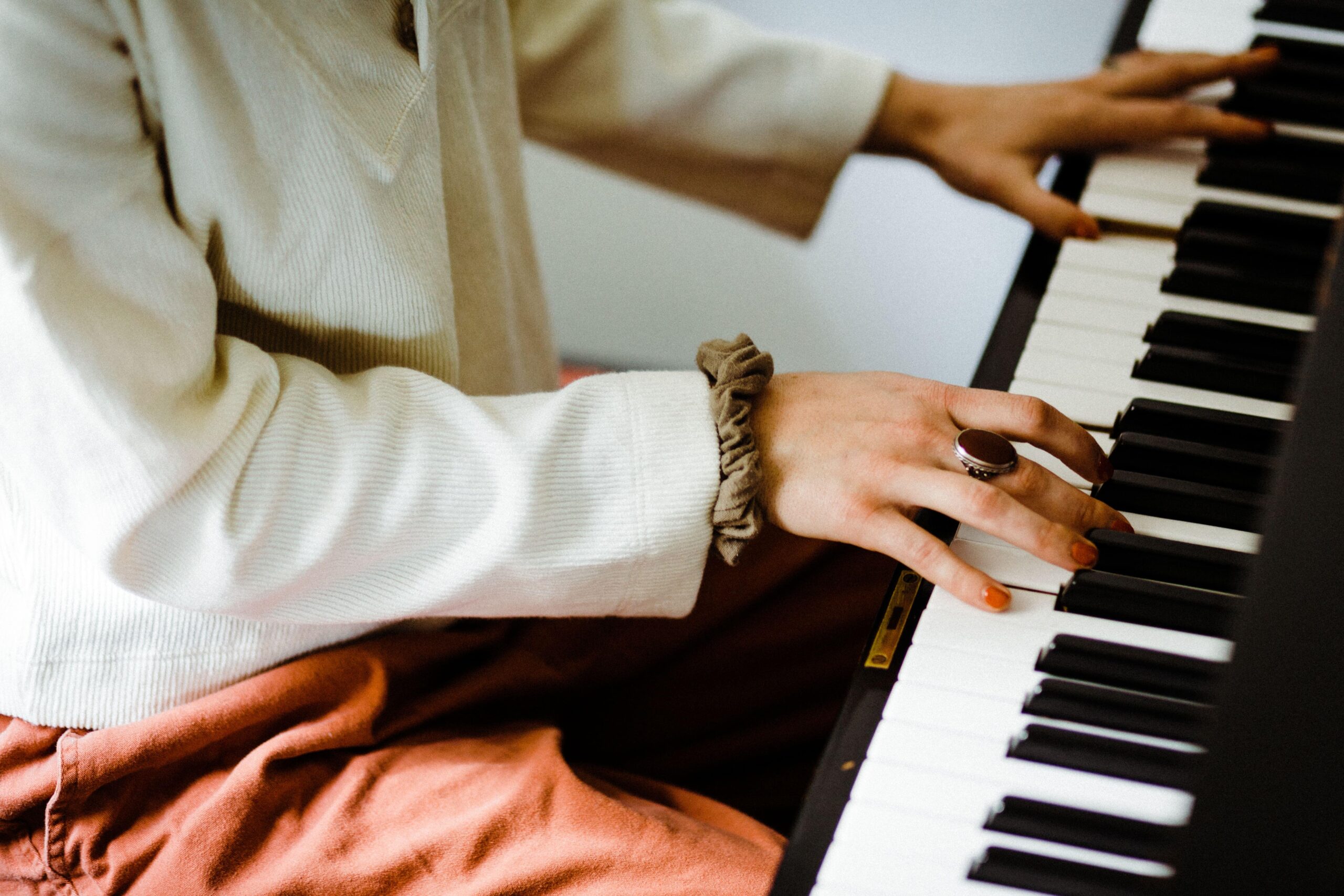 Sit and Play Piano | Virtual Holiday Class - Image 5